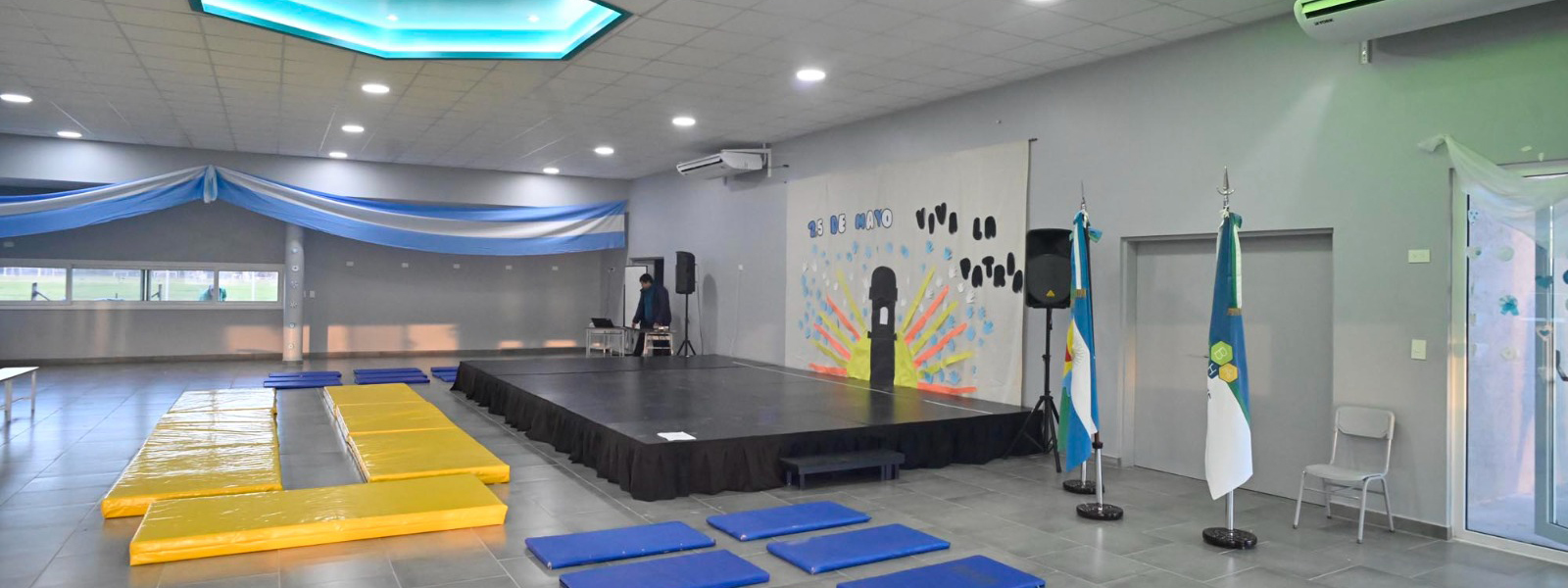 Combo Escenario para Colegios